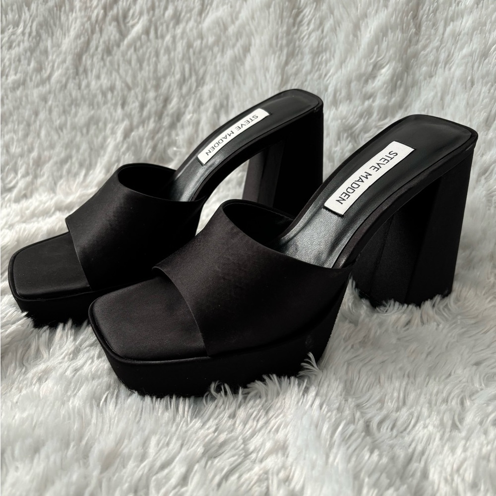 Steve Madden mules
